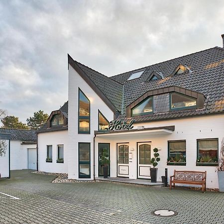 Hotel Zur Krone Meerbusch Exterior photo